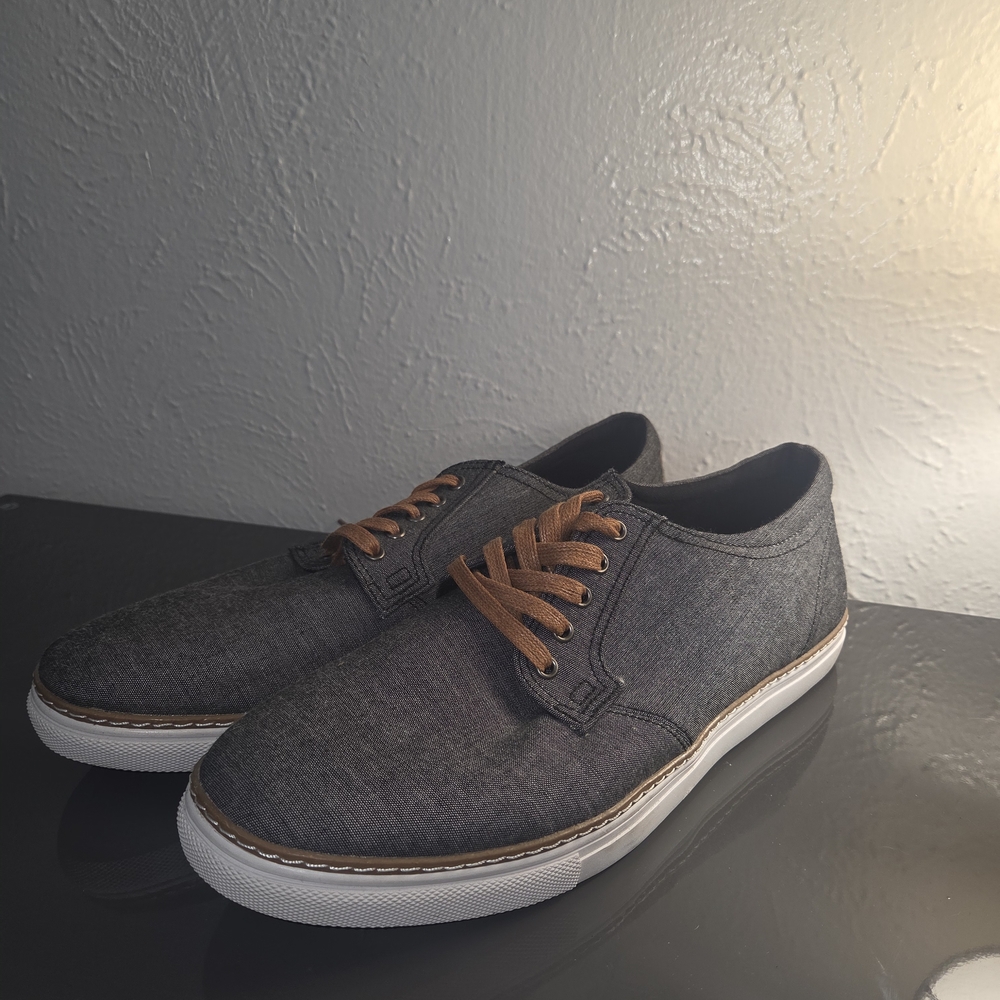 Steve Madden Gray and Brown Sneakers Minimalist Design